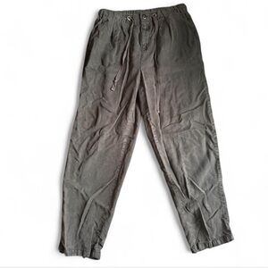 American Eagle Outfitters green/grayish paperbag cargo pants size 2